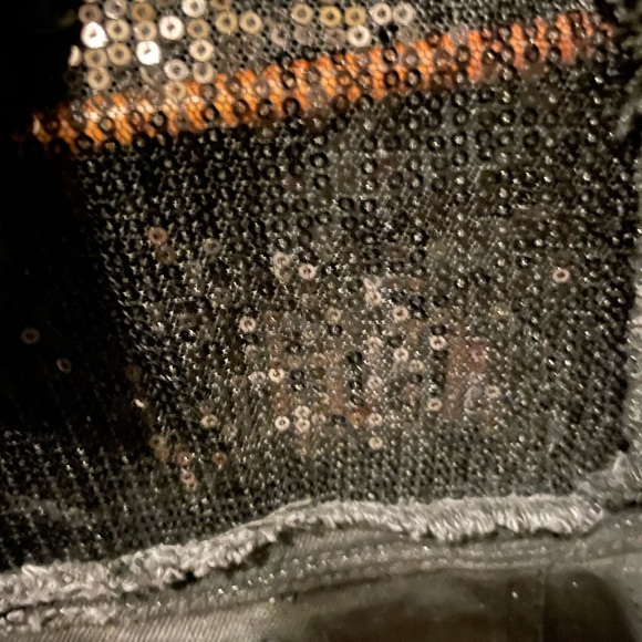 Denim jacket, sequins shoulders, front & back patch “It Works”! Worn once. - Picture 8 of 8